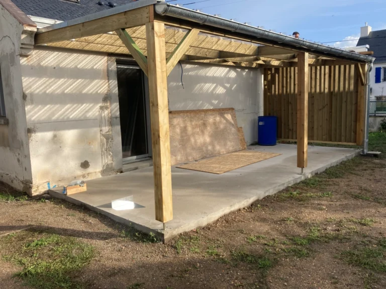 Carport avec claustra pour une maison de vacances au Croisic (entre Vannes et St Nazaire)