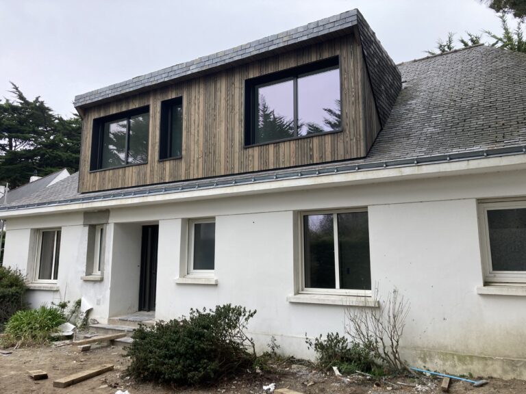 Création de lucarnes ossature bois et bardage à Mesquer (Pays de Guérande entre Vannes et St Nazaire)